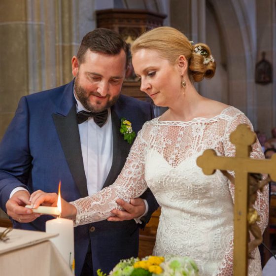 Austria-boda-Oesterreich-Hochzeit-Paar-reportage-fotografía-Hochzeit-Österreich-Kirche-trauung-Jawort